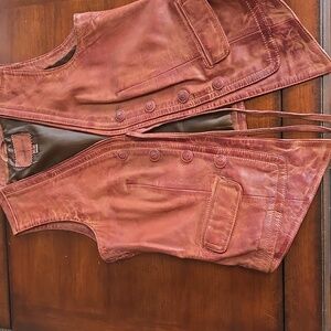 Sundance Leather Vest in Distressed Rust Brown